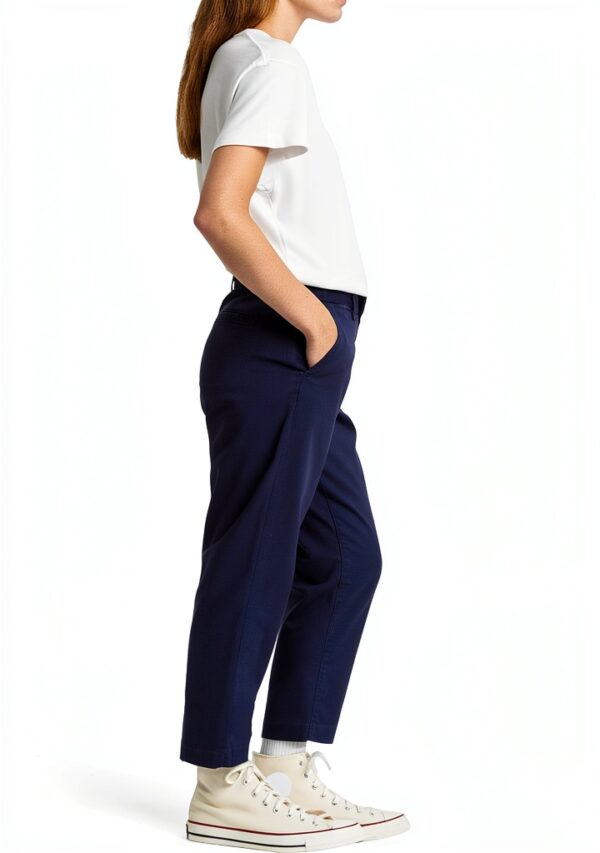 Levi's Essential Chino Pantaloni Donna Black Iris Twill A4673-0002-3