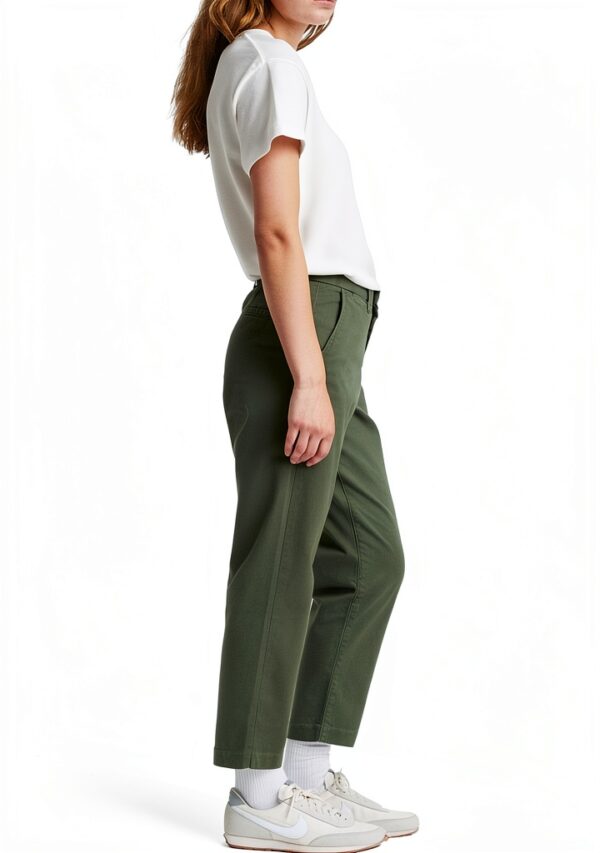 Levi's Essential Chino Pantaloni Donna Twill Vita Media Caviglia-8